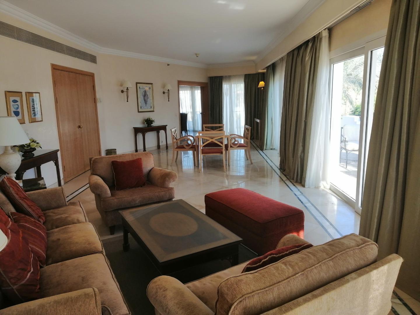 Iberotel Palace - Adults Friendly 16 Years Plus Sharm el-Sheikh Exterior photo A living room in a suite at the Taj Bengal
